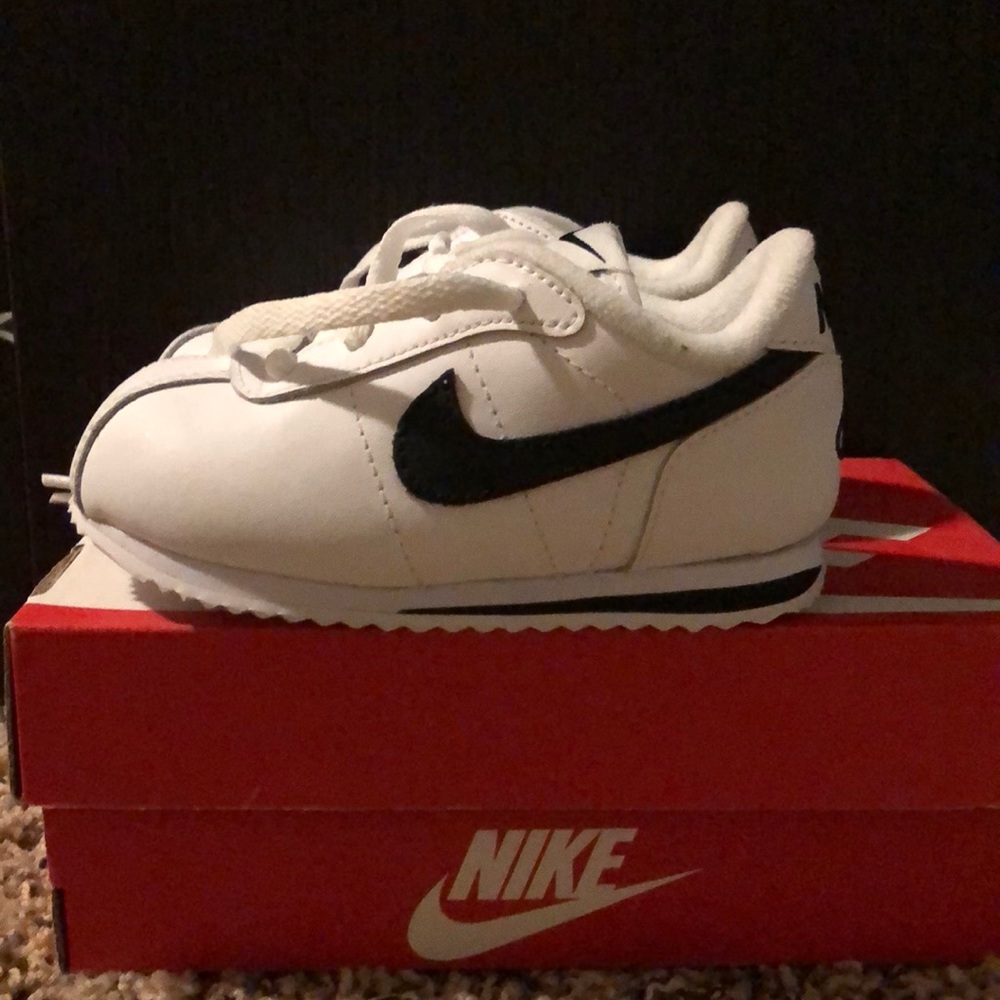 Toddler Nike Shoes NEVER WORN